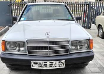 Mercedes W201 190e 5 bieg wąska listwa bez rdzy