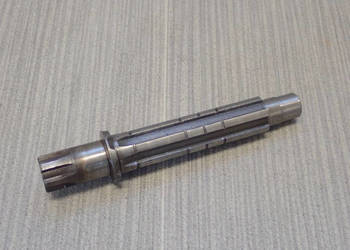 Wałek Zdawczy Skrzyni Biegów Husqvarna WRE 125 98-03r