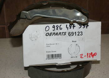 0 986 487 537 - BOSCH - SZCZĘKI HAMULC. FORD ESCORT 90-98 Sz