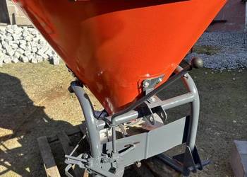 Rozsiewacz nawozów RNZ lej lejek 300L Super Stan