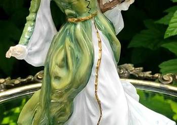 Figurka Royal Doulton "Ireland" (HN3628) z serii "Ladies of the British Isl