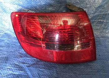 A6 C6 KOMBI LAMPA Lewa Prawa Tył Tylna W Błotnik Narożna