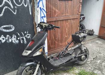 Skuter Aprilia SR50 2t