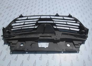 RENAULT TRAFIC III 15r grill atrapa 623108673R RENAULT TRAFIC III 15r grill atrapa 623108673R