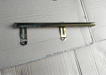 AUDI 80 B4 80B4 ŁĄCZNIK LINKI PASA BEZPIECZEŃSTWA LEWY PRZÓD