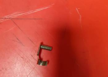 82016944 Sworzeń CNH New Holland