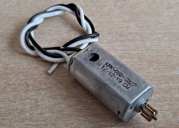 Silnik silniczek KFK-050-3227