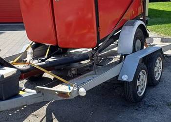 Transport pojazdow osobowych , laweta , pomoc drogowa