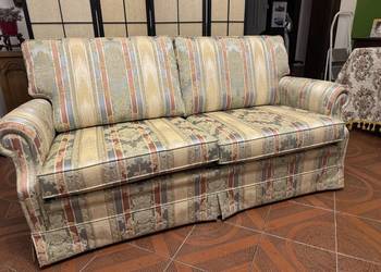 Sofa wypoczynkowa tapicerowana