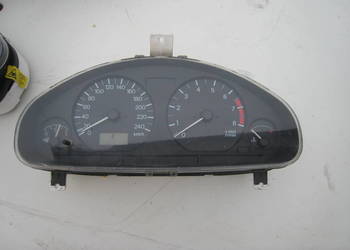 Zegary liczniki Mitsubishi Carisma 96-04 benzyna