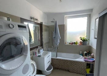 Dom wolnostojący z potencjałem- blisko plaży