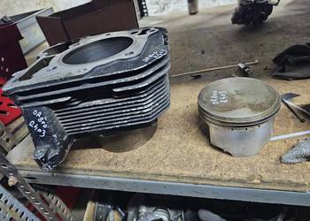 Suzuki DR 800 big cylinder tłok tuleja dr800 DR750 750 pierścienie 800s s
