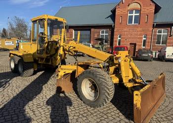 Równiarka Faun F105 6x4