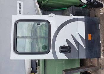 DRZWI PRAWE TYŁ IVECO DAILY 50C35 DOKA