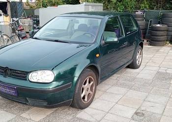 VW Golf 4_1.6 Benzyna_Z Niemiec_Bez korozji_Silnik sprawny_