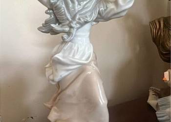 Figurka Nieostrożna Dziewczyna.  Syg. Zapfir. Made in Spain.  To grupa Lla