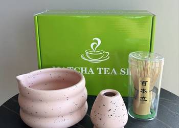 Różowy zestaw matcha nakrapiany - 4 elementy, na prezent
