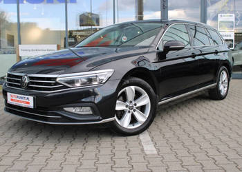Volkswagen Passat, 2023r. FVAT23%, HAK, Kamera, IQ Light, Grzana Kierownic…