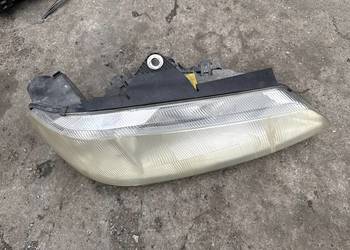 Lampa przód  prawa Peugeot 406
