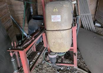 Opryskiwacz polowy zawieszany