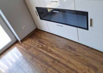 Syndyk sprzeda komodę