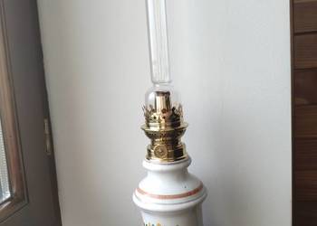 Stara francuska porcelanowa lampa naftowa nr 331