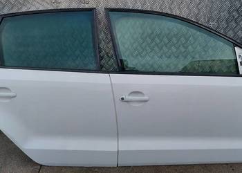 DRZWI PRAWE TYLNE POLO 6R 6C 09-17 LAK: LB9A