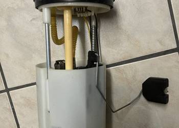 SKODA ROOMSTER I 1 1.4 POMPA PALIWA 6R0919051H +PŁYWAK