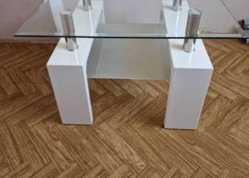 Szklany stolik kawowy