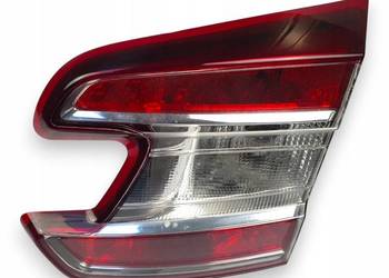 LAMPA PRAWA Renault Megane III KOMBI tylna prawy tył w klape 265500027R
