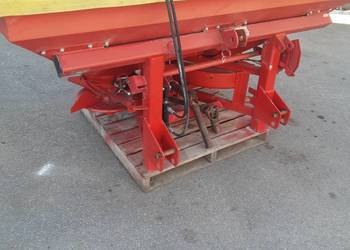 Rozsiewacz do nawozu lelly