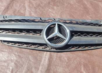 GRILL ATRAPA MERCEDES VITO W639 A6398800785 // 1099