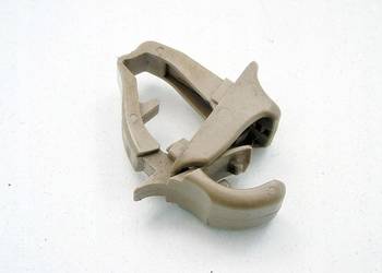 WIESZAK UCHWYT PODSUFITKI NISSAN MURANO I Z50