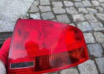 Lewa zewnętrzna tylna lampa audi a4b7 sedan