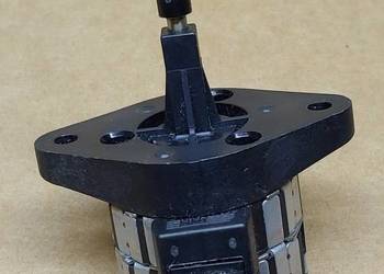 SILNICZEK REGULACJI LAMPY OPEL ALFA BMW XENON 1307220026