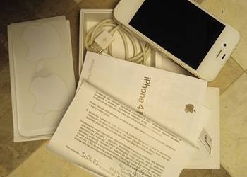iPhone 4S  16Gb iPhone 4S  16Gb