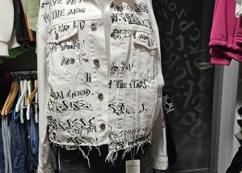 Katana Zara. Katana Zara.