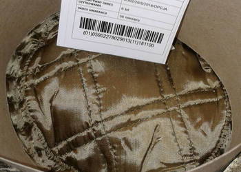 Czapka wojskowa futrzana oficerska WP z metalowym orłem MON.