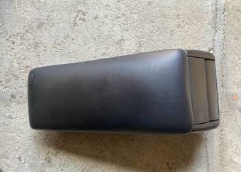 Podłokietnik czarny Alfa Romeo 166