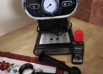 Kolbowy ekspres do kawy marki Silvercrest,  model SEM 1100 B3, 100% sprawny