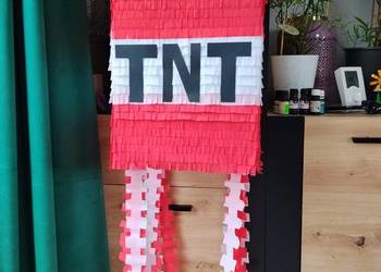 Piniata TNT