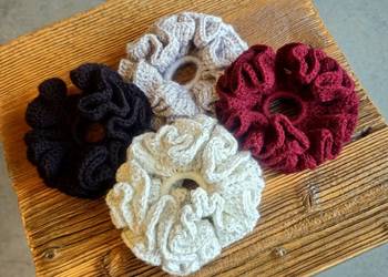 Gumki do włosów typu scrunchie