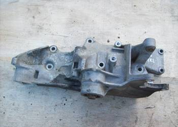 Passat B5 1.6 AKL Lapa wspornik alternatora pompy wspomagania