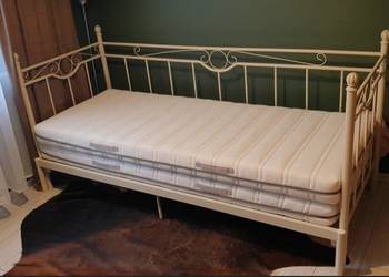 Łóżko IKEA rozsuwane 160x200 + dwa materace