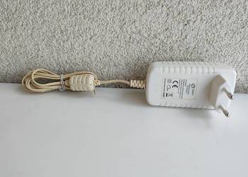 Zasilacz stabilizowany Sagem  DC 12V 1,5 A