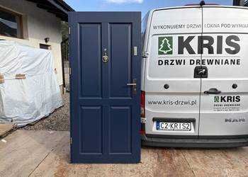 DRZWI DREWNIANE KLATKOWE RAL5011 dostępne od ręki