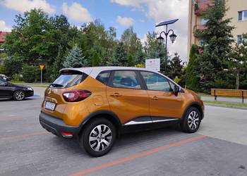 Captur 2017r Lift. Salonowy. 82000km. 1.2 Benzyna -118KM. Nawigacja. Captur 2017r Lift. Salonowy. 82000km. 1.2 Benzyna -118KM. Nawigacja.
