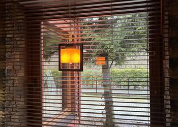 Żaluzje drewniane w bardzo dobrym stanie w pełni sprawne komplet 4 szt