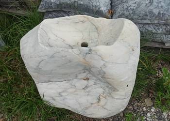 Fontanna kamienna wodotrysk ogrodowy kamień ozdobny Monolit duży głaz żwir