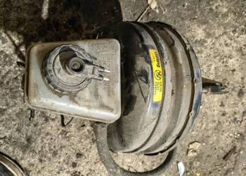 Serwo pompa hamulcowa BMW e32